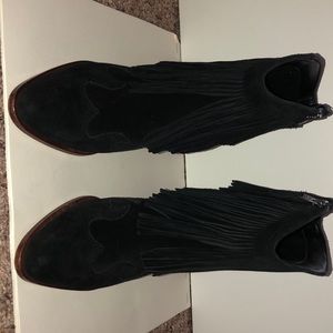 Sam Edelman ‘Benjie’ black Fringe suede booties 8